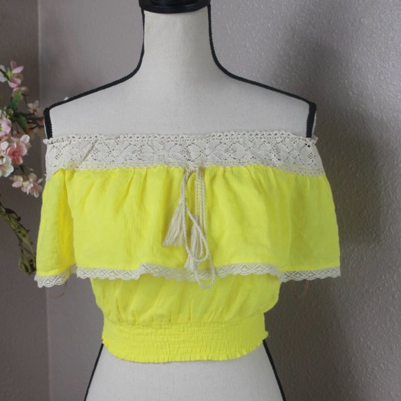 Flying Tomato Tops - Flying Tomato Ruffle Lace Crop